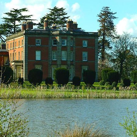 Netley Hall Dorrington Eksteriør billede